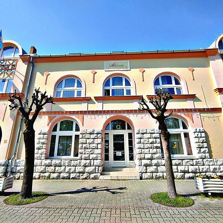 Atrium Hotel Harkány Exterior foto